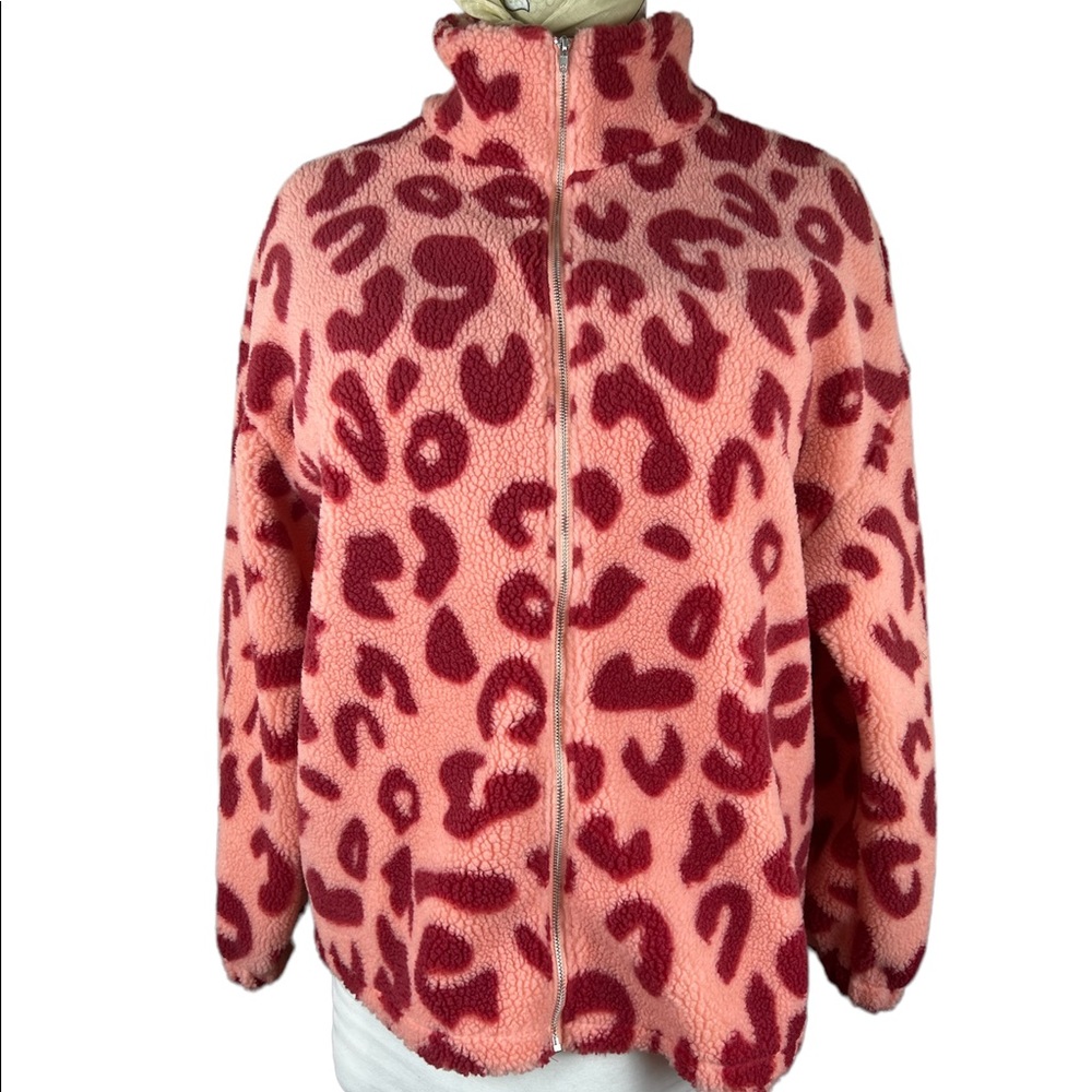SHEIN Leopard fleece in pink